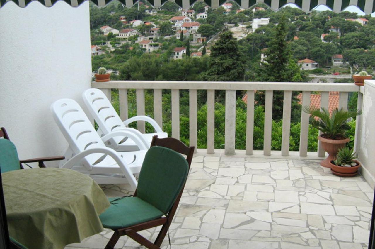 Apartments By The Sea Splitska, Brac - 2923 بوستيرا المظهر الخارجي الصورة