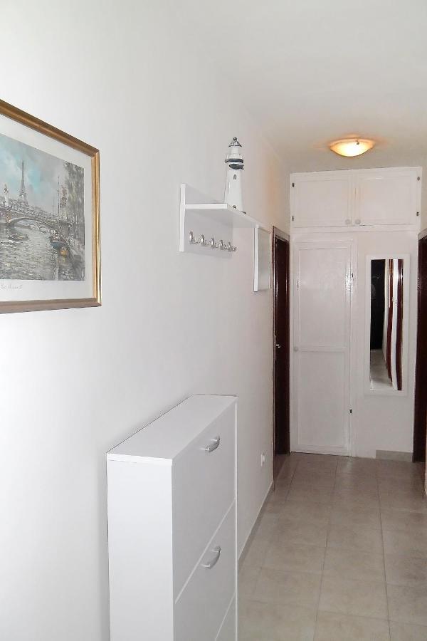 Apartments By The Sea Splitska, Brac - 2923 بوستيرا المظهر الخارجي الصورة