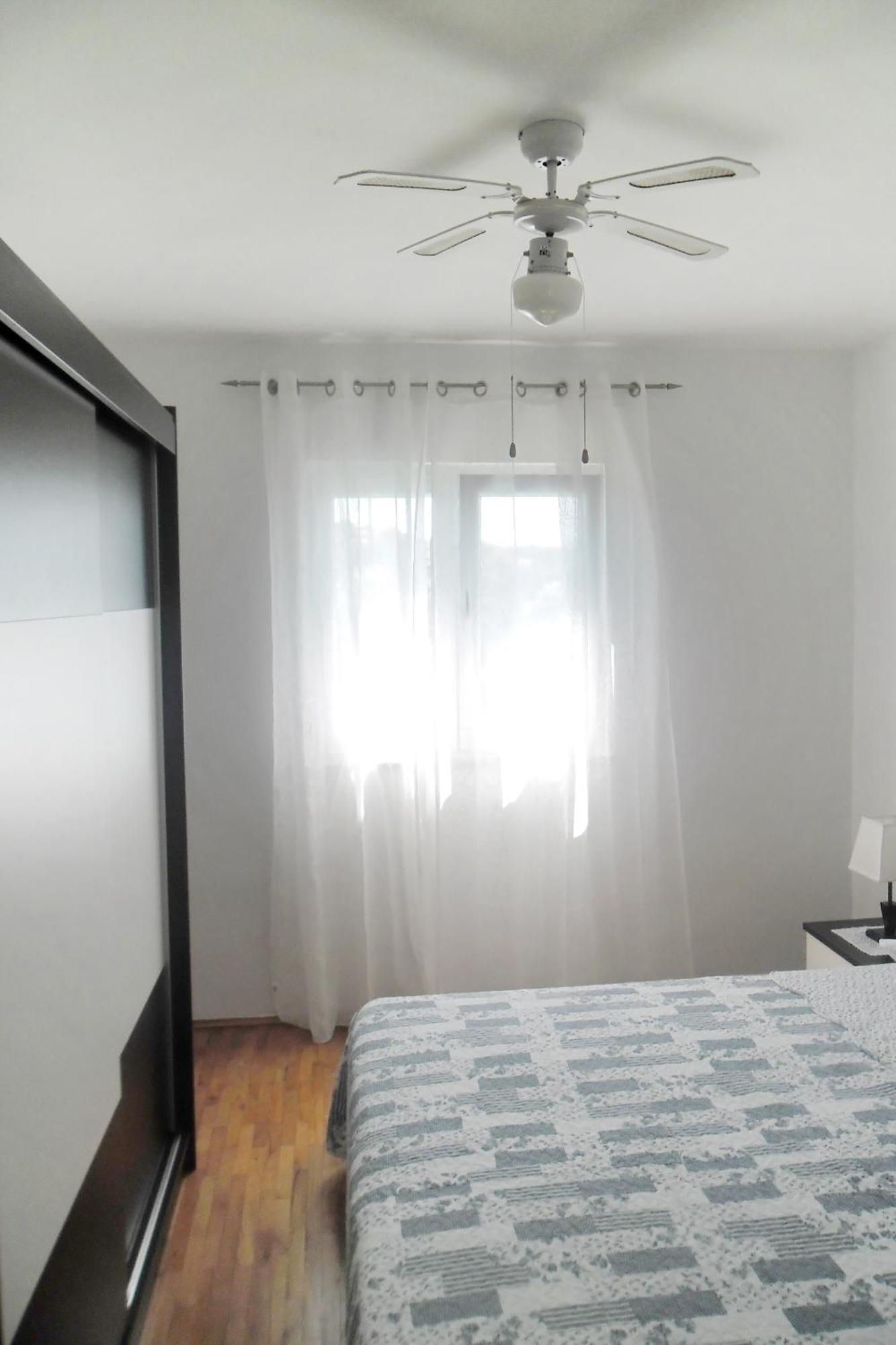 Apartments By The Sea Splitska, Brac - 2923 بوستيرا الغرفة الصورة